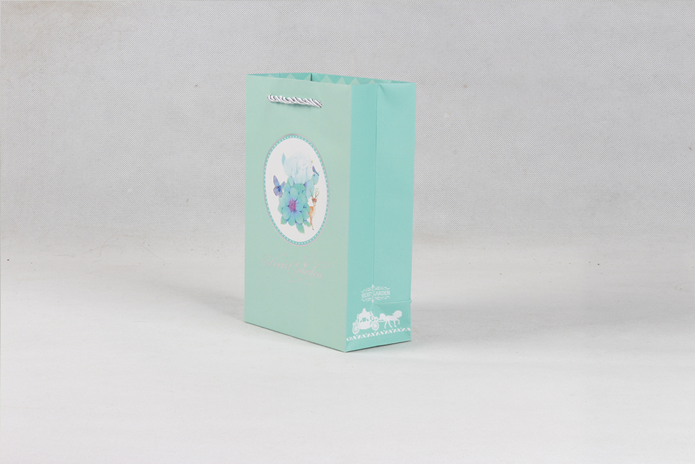 gerden小號精美化妝品白卡紙袋定制 gerden小號精美化妝品白卡紙袋定制